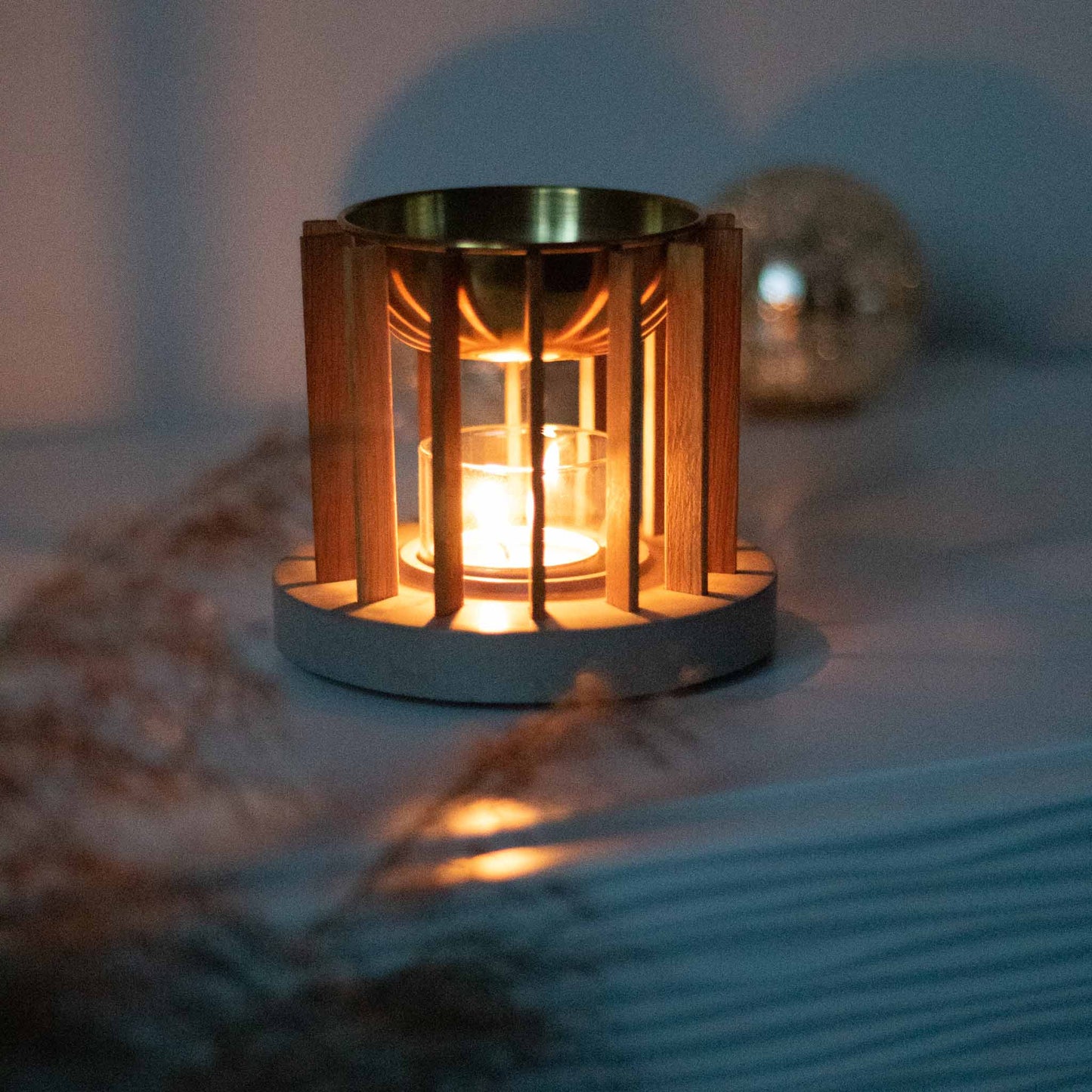 Molika Duftlampe aus Eiche und Beton (Eiche/Grau)
